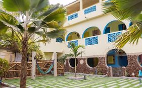Hotel Mimosa Airport