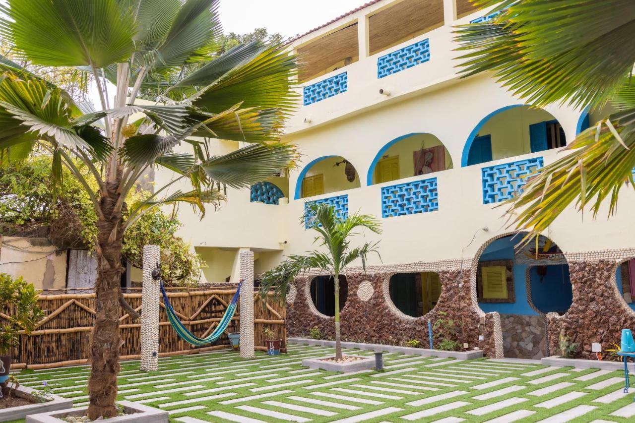 Hotel Mimosa Airport Toubab Dialaw Exterior photo