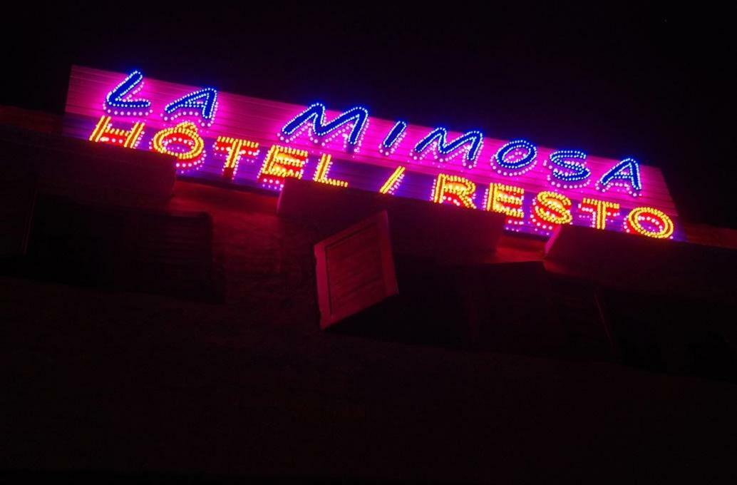 Hotel Mimosa Airport Toubab Dialaw Exterior photo